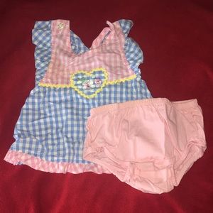 Vintage checkered 2 piece
